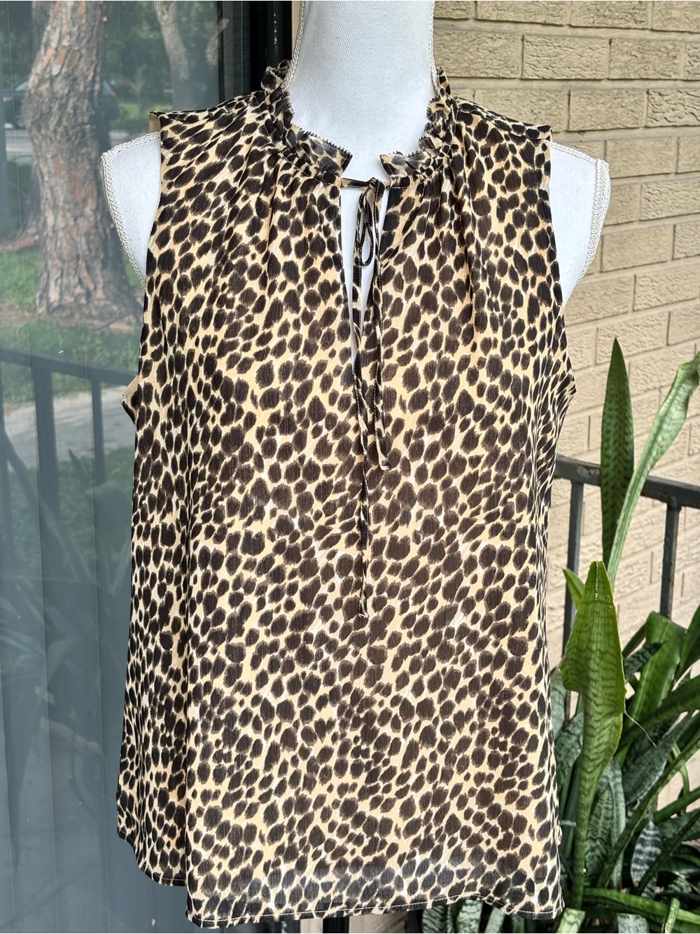 J.Crew Factory Leopard Sleeveless Ruffle Tie-Neck Top Black/Brown Size M - Picture 9 of 11